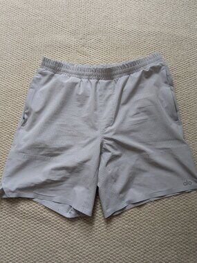 ALO Yoga Men's Traction Shorts 7"